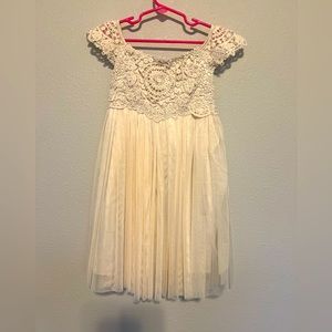 Ivory Girls Special Occassion Dress - Size 5/6
